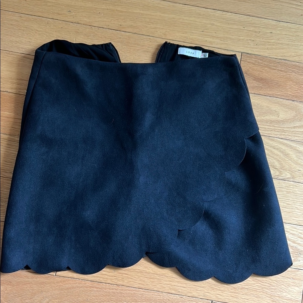 Lush Black Scalloped Mini Skirt